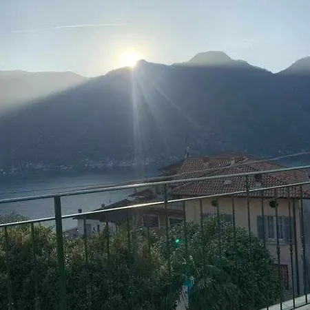 Daire Ondina Romantic View And Free Parking Como