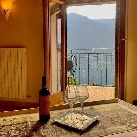 Daire Ondina Romantic View And Free Parking Como